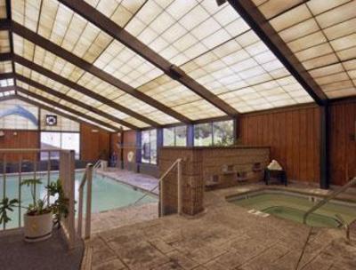 фото отеля Howard Johnson Hotel Milford (Connecticut)