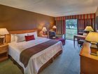 фото отеля Whispering Woods Hotel & Conference Center