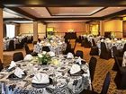 фото отеля Whispering Woods Hotel & Conference Center