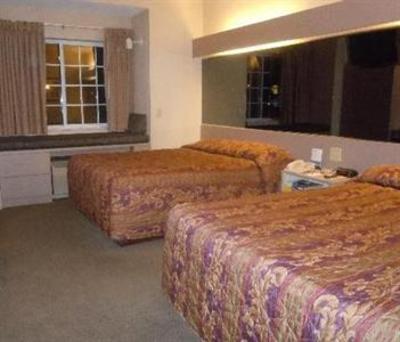 фото отеля Microtel Inn And Suites Bloomington