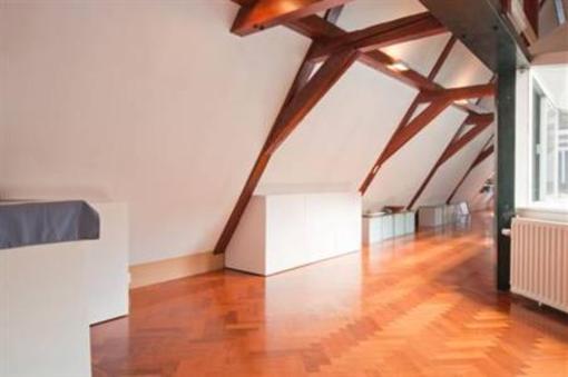 фото отеля A & A Shortstay Apartment