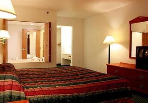 фото отеля Beachfront Hotel Houghton Lake