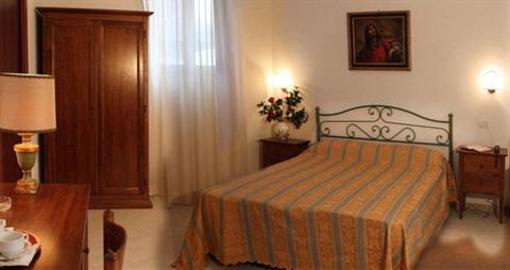 фото отеля Hotel I Platani Siena