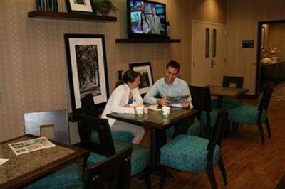 фото отеля Hampton Inn Farmington