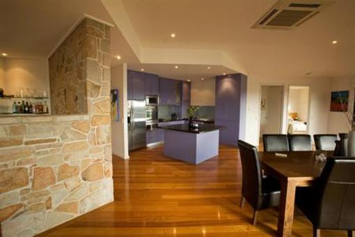 фото отеля Hilltop Apartments Phillip Island