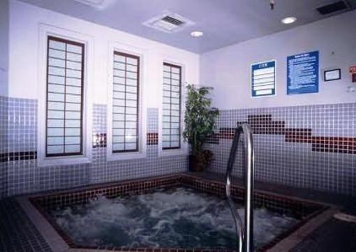 фото отеля International Hotel Lynnwood