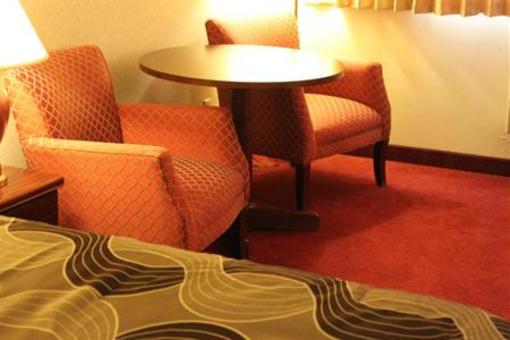 фото отеля International Hotel Lynnwood