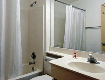 фото отеля Super 8 Motel - Phoenix West I-10