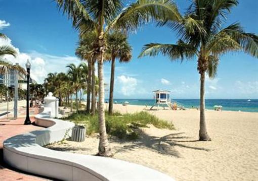 фото отеля Summerland Suites