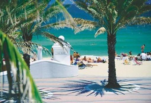 фото отеля Summerland Suites
