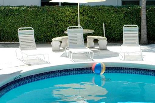 фото отеля Summerland Suites