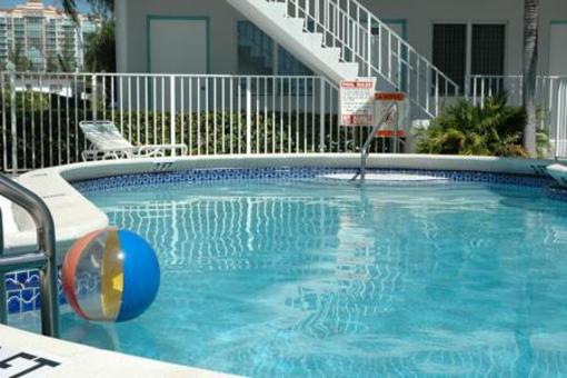 фото отеля Summerland Suites