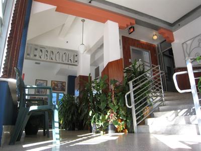 фото отеля Sherbrooke Hotel