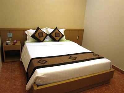 фото отеля Nam Long Hotel