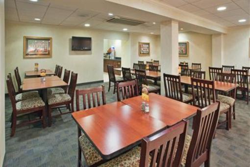 фото отеля Holiday Inn Express Frazer Malvern