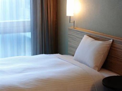 фото отеля Sotetsu Fresa Inn Yokohama Totsuka