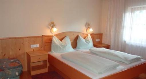 фото отеля Gasthof Pension Starchenthof