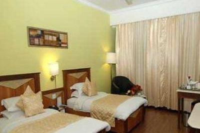 фото отеля Piccadily Hotel Lucknow