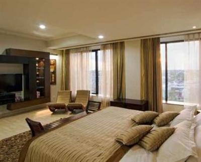 фото отеля Piccadily Hotel Lucknow