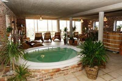 фото отеля Lanthotell Lognas Gard