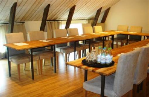 фото отеля Lanthotell Lognas Gard