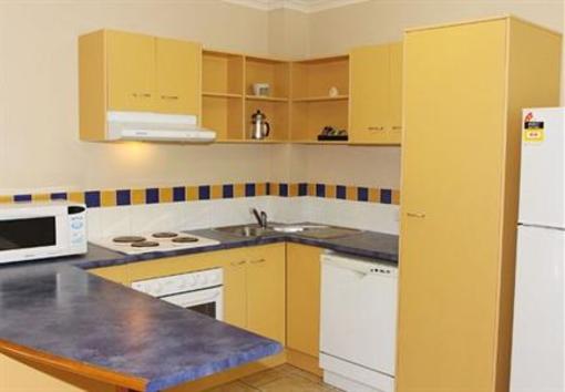 фото отеля Nautilus Holiday Apartments Port Douglas