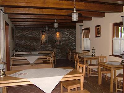 фото отеля Blum Pince Borozo Vendeghaz