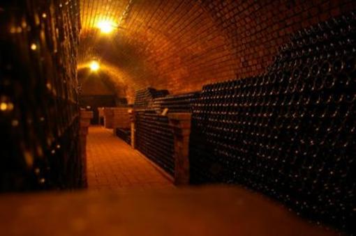 фото отеля Blum Pince Borozo Vendeghaz