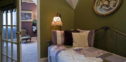 фото отеля Avenue Inn Bed and Breakfast