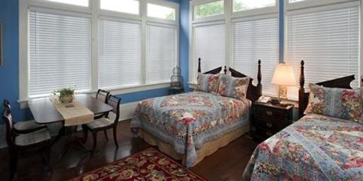 фото отеля Avenue Inn Bed and Breakfast