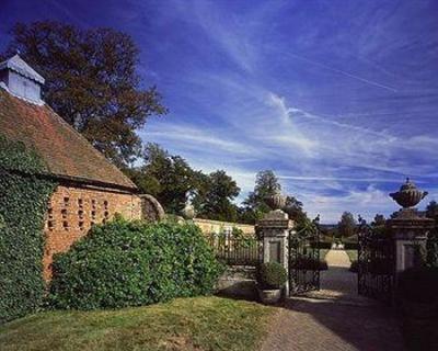 фото отеля Four Seasons Hotel Hampshire Hook