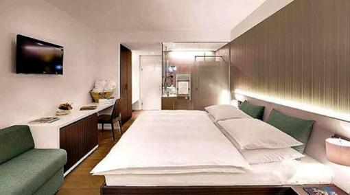 фото отеля Thermenhotel Stoiser Loipersdorf bei Furstenfeld