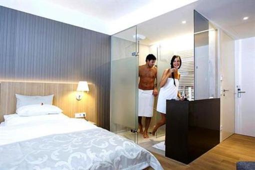 фото отеля Thermenhotel Stoiser Loipersdorf bei Furstenfeld