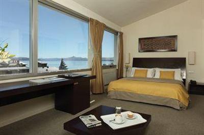 фото отеля Dazzler Bariloche