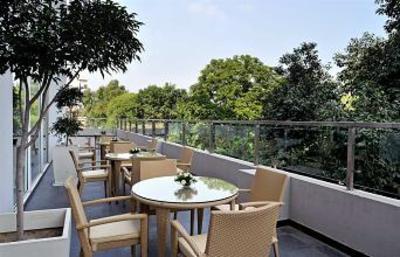 фото отеля Hometel Chandigarh