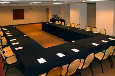 фото отеля Hampton Inn Baltimore Overlea