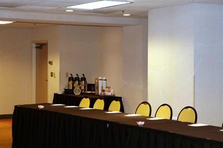 фото отеля Hampton Inn Baltimore Overlea
