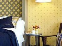 Farmer's Daughter Hotel