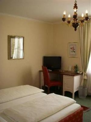 фото отеля Hotel Garni Donauhof