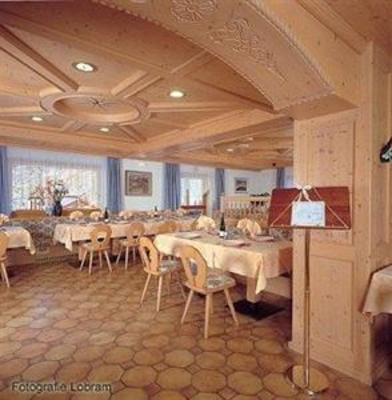 фото отеля Hotel Latemar Spitze