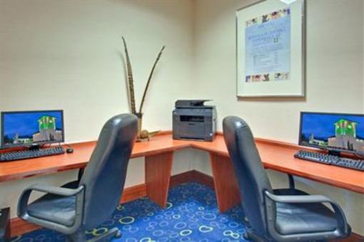 фото отеля Holiday Inn Calgary-Macleod Trail South