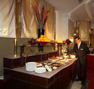 фото отеля Crowne Plaza Riyadh Minhal