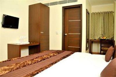 фото отеля The Pearl Royal Residency Hotel New Delhi