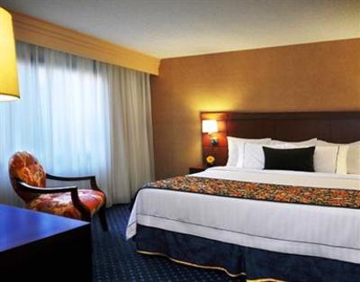 фото отеля Courtyard Fresno