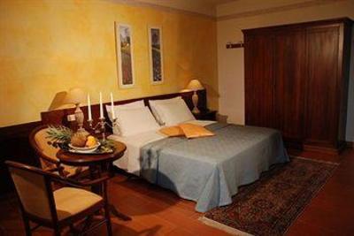 фото отеля Borgo Degli Olivi Hotel Piombino
