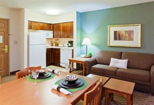 фото отеля Staybridge Suites Chantilly - Dulles Airport