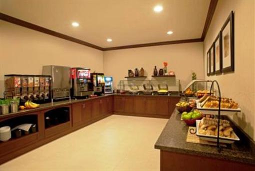 фото отеля Staybridge Suites Chantilly - Dulles Airport