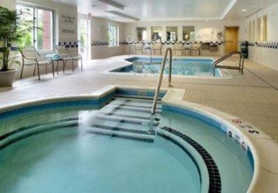 фото отеля Fairfield Inn Medford Long Island