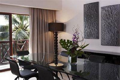 фото отеля Labadi Beach Hotel