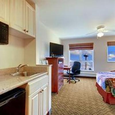 фото отеля Mediterranean Inn